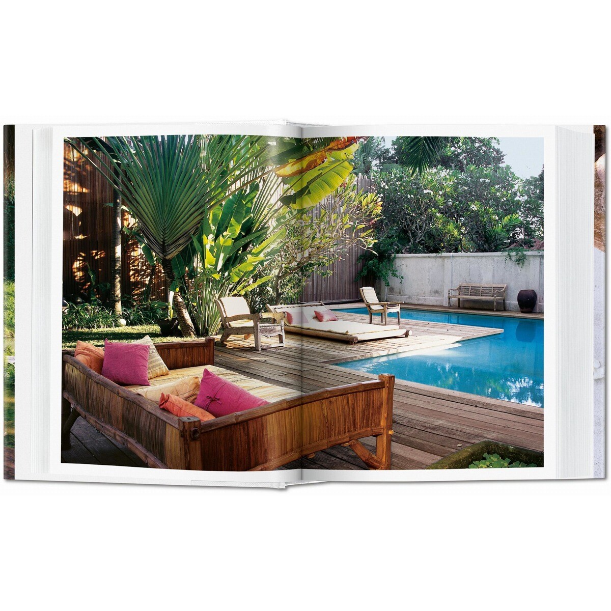 Living in Bali. 40th Ed. (Tapa dura) · TASCHEN · El Corte Inglés