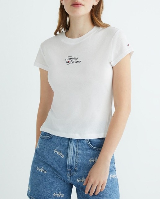 Imagen 0 de Camiseta de mujer de manga corta y cuello redondo