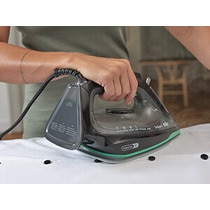 Plancha de vapor Braun TexStyle 5 SI5277GR con suela cerámica y función de vaporización vertical Negro / Verde-4
