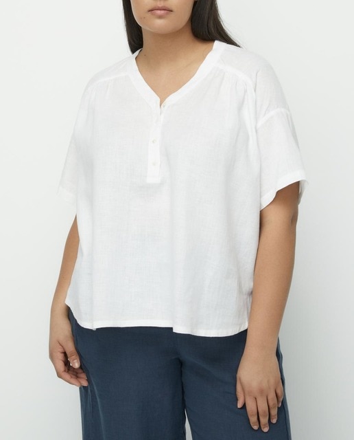 Imagen 0 de Blusa lino de mujer con cuello pico