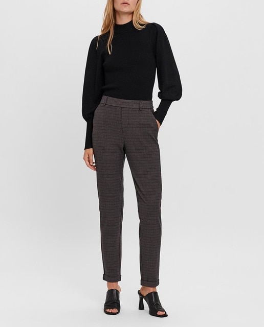 Imagen 0 de Pantalón largo de mujer recto tiro medio