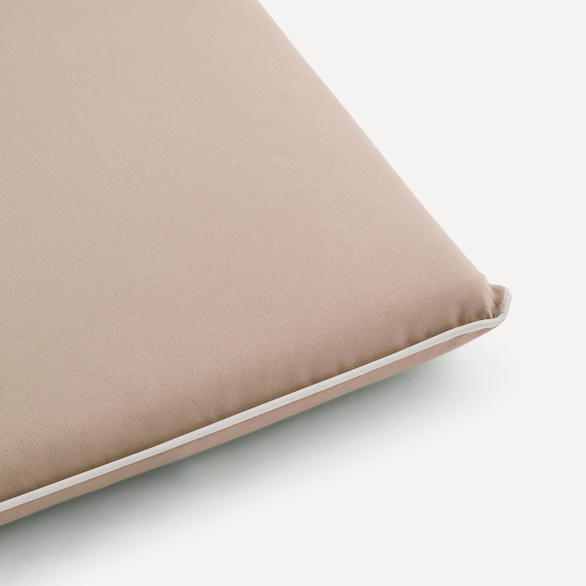 Cojín liso para asiento con respaldo bajo 230 gr Basics El Corte Inglés Tostado-3