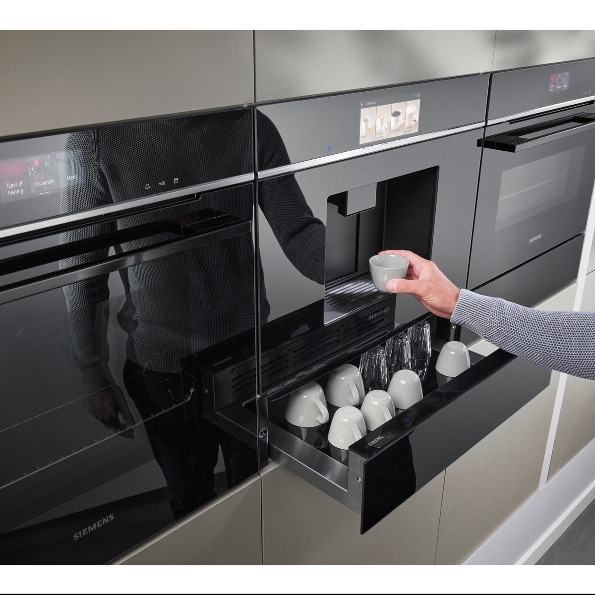 Máquina de Café Automática Encastrável Siemens iQ700CT718L1B0 - Preto Vidro preto-11
