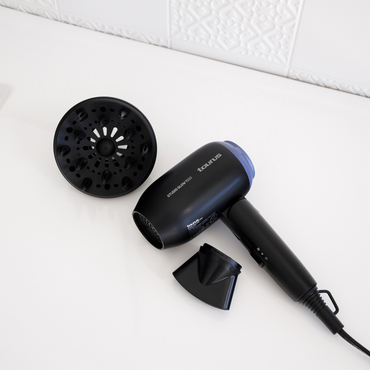 Secador de viaje Taurus Studio Glow 1500 plegable 6