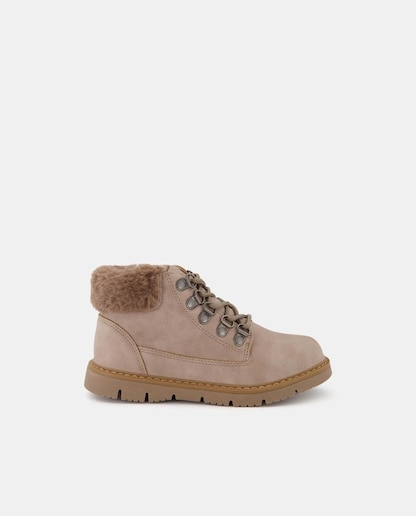Imagen 0 de Bota con cordones y forro de niña 31-39