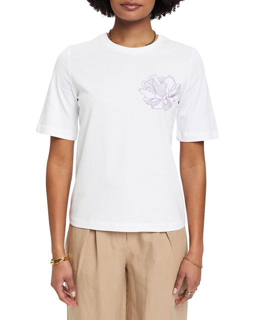 Imagen 0 de Camiseta de mujer regular fit flor bordada