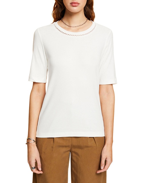 Imagen 0 de Camiseta de mujer canalé y calados
