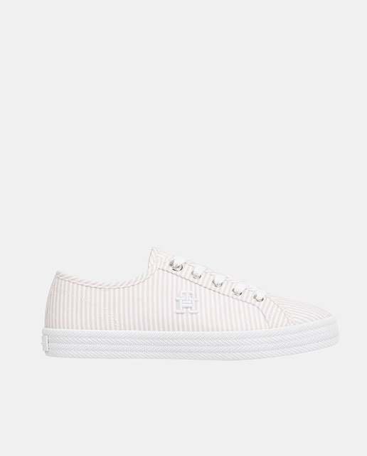Imagen 0 de Zapatillas de mujer en rosa bajas tipo casco con estampado de rayas y logotipo lateral