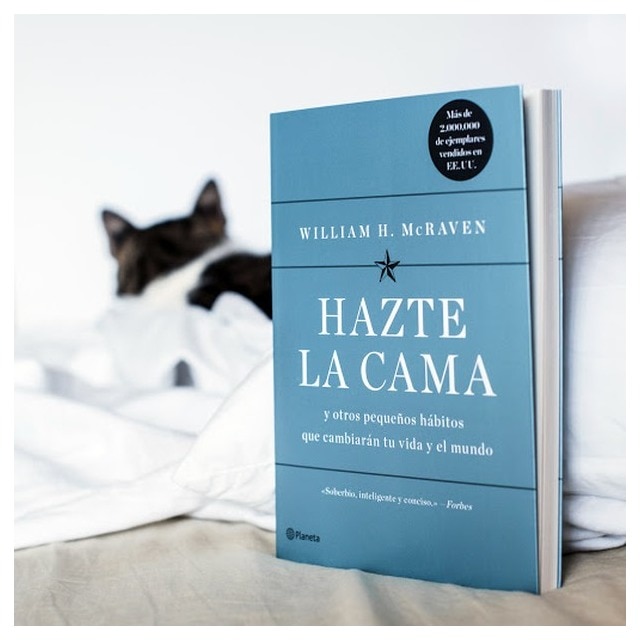 Hazte la cama: y otros pequeños hábitos que cambiarán tu vida y el mundo  (Bolsillo) (Tapa blanda) 2