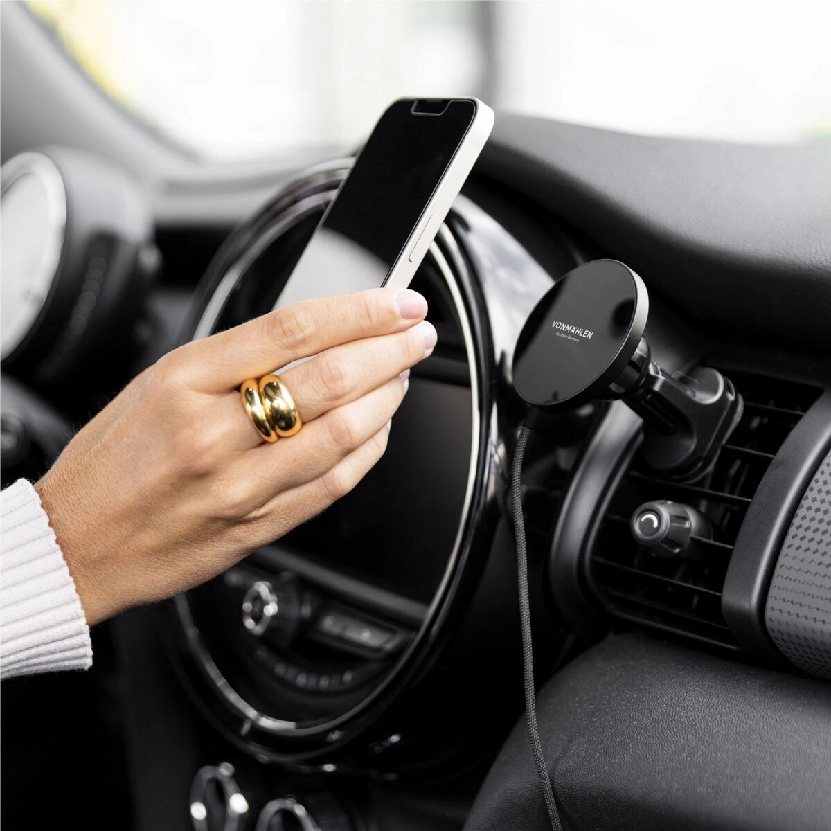 Carregador Wireless para Carro Vonmaehlen Aura Car - Branco 4