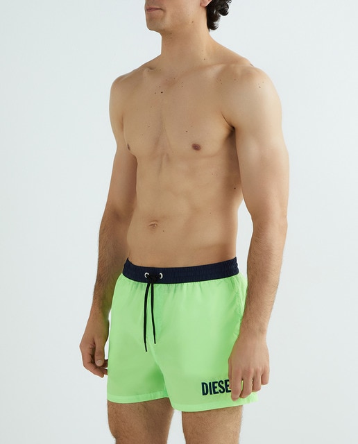 Imagen 0 de Bañador de hombre con malla en el interior, bolsillo trasero y cintura con cordón ajustable