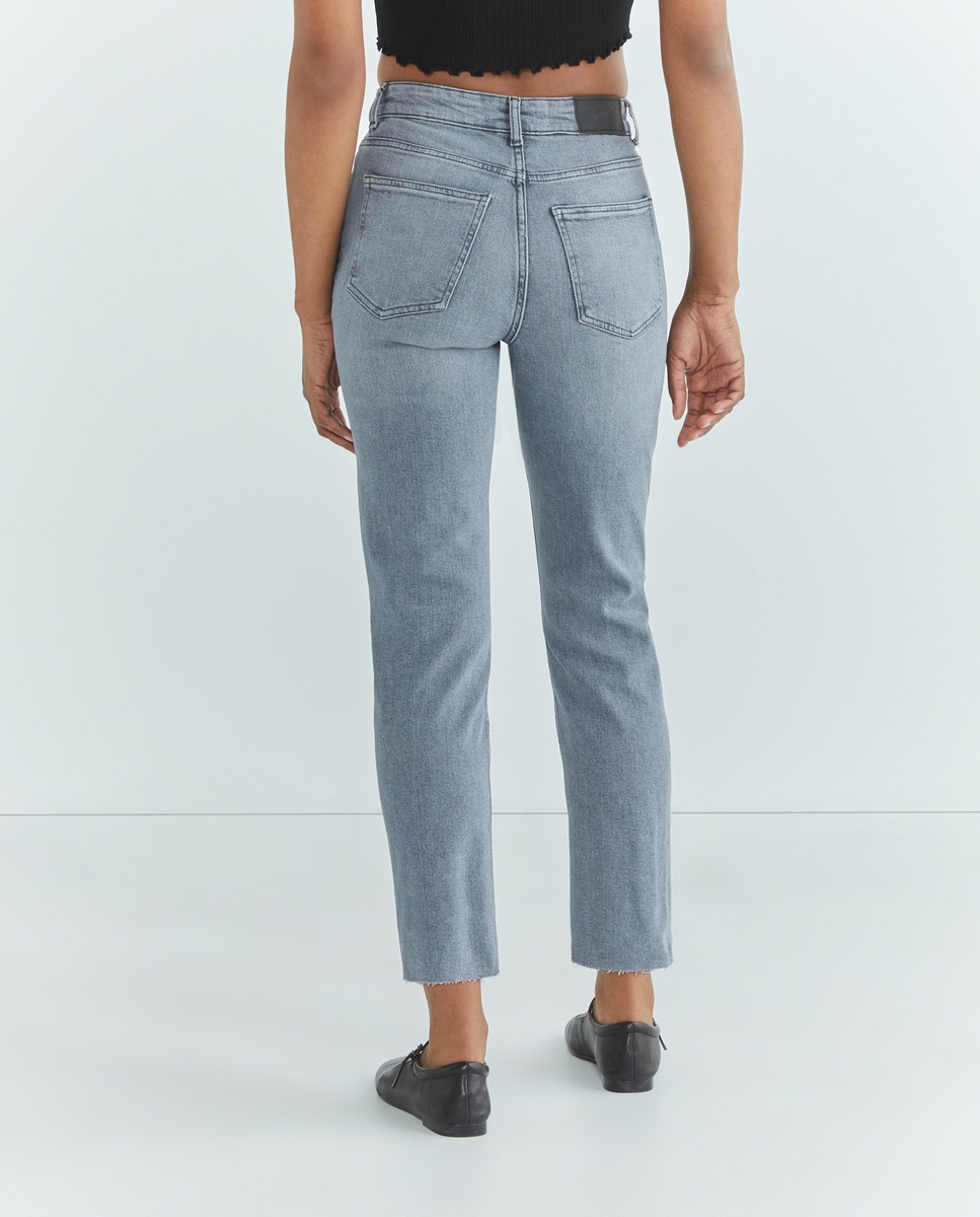 Jeans Regular com Cintura Subida Cinzento-claro-3