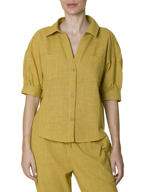 Imagen 0 de Camisa mostaza manga corta