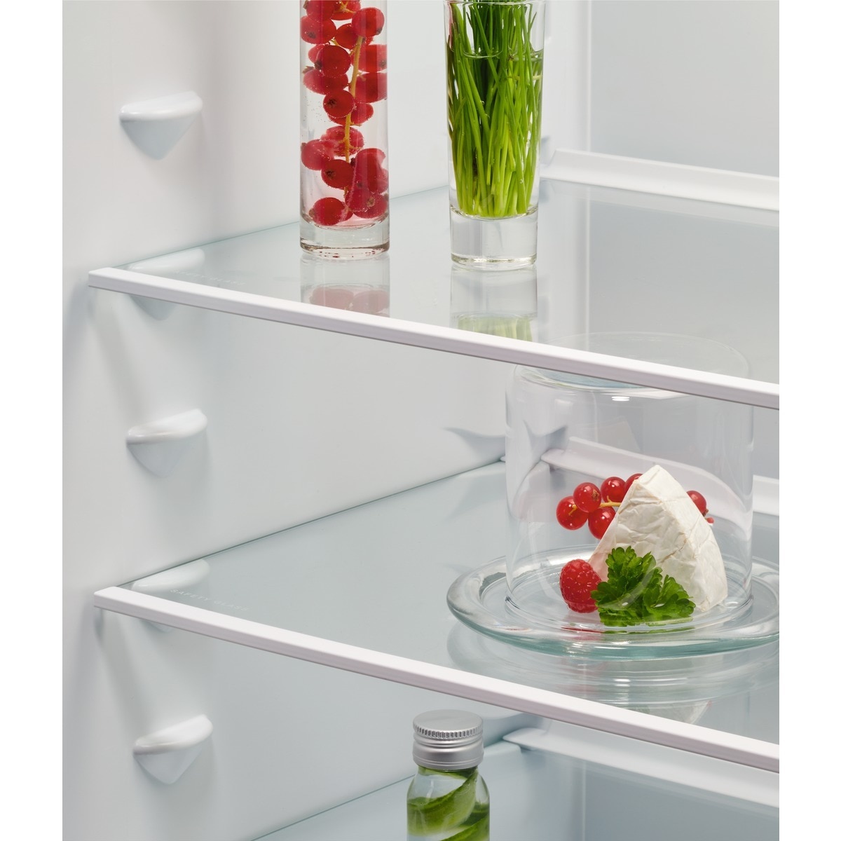 Frigorífico de 2 Portas Encastrável AEG OSD5S161ES Frio Estático, Congelador LowFrost e de 157,5 cm - Branco Branco-5