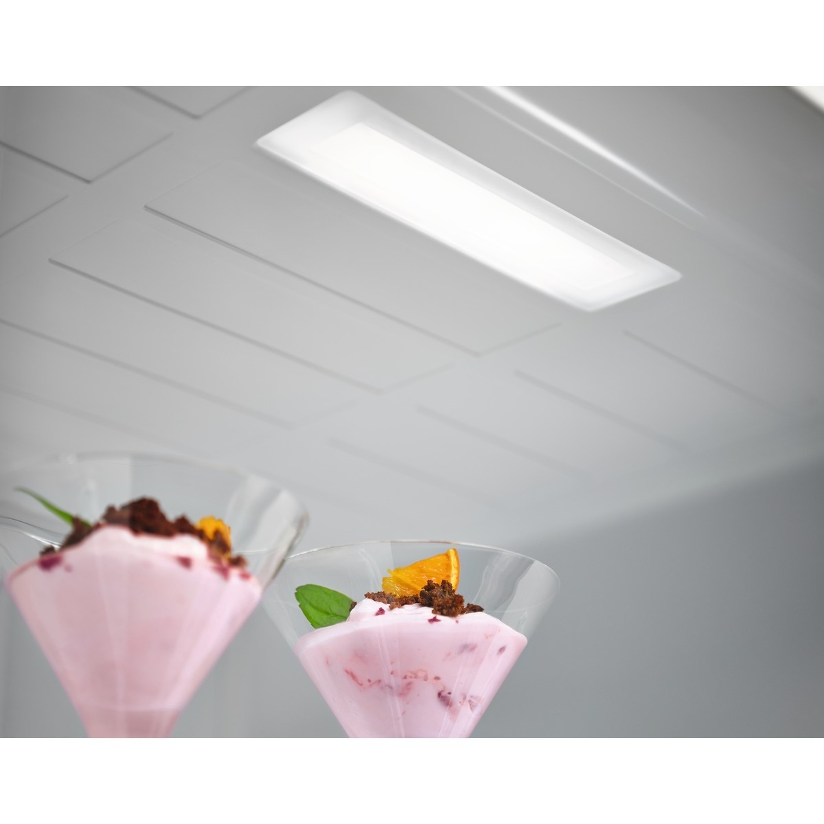 Frigorífico combi AEG MultiFlow, congelador No Frost - RCB632E9MW Blanco-5