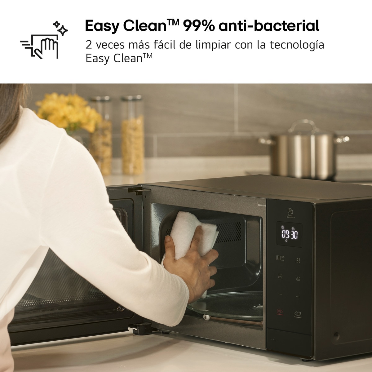 Microondas LG 30 litros, grill, 900 w - MH7032JAS Negro-6