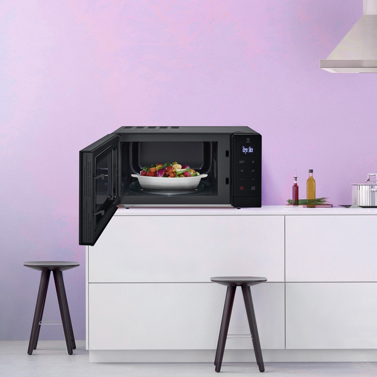 Microondas LG 30 litros, grill, 900 w - MH7032JAS Negro-15