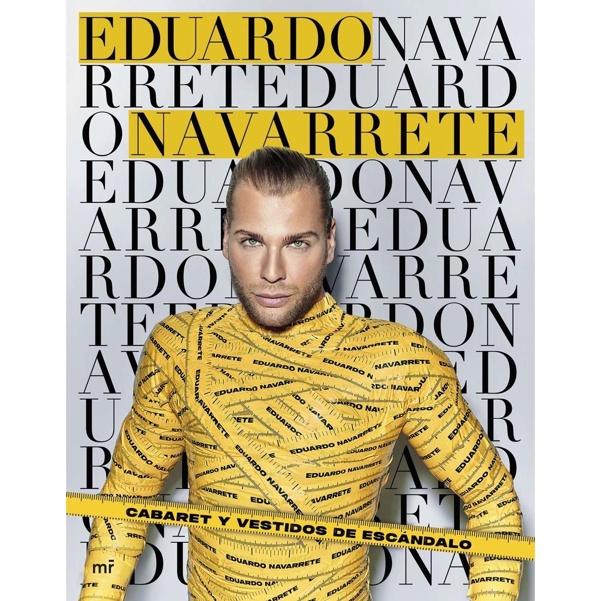 Cabaret y vestidos de escándalo (Capa mole com abas) 1