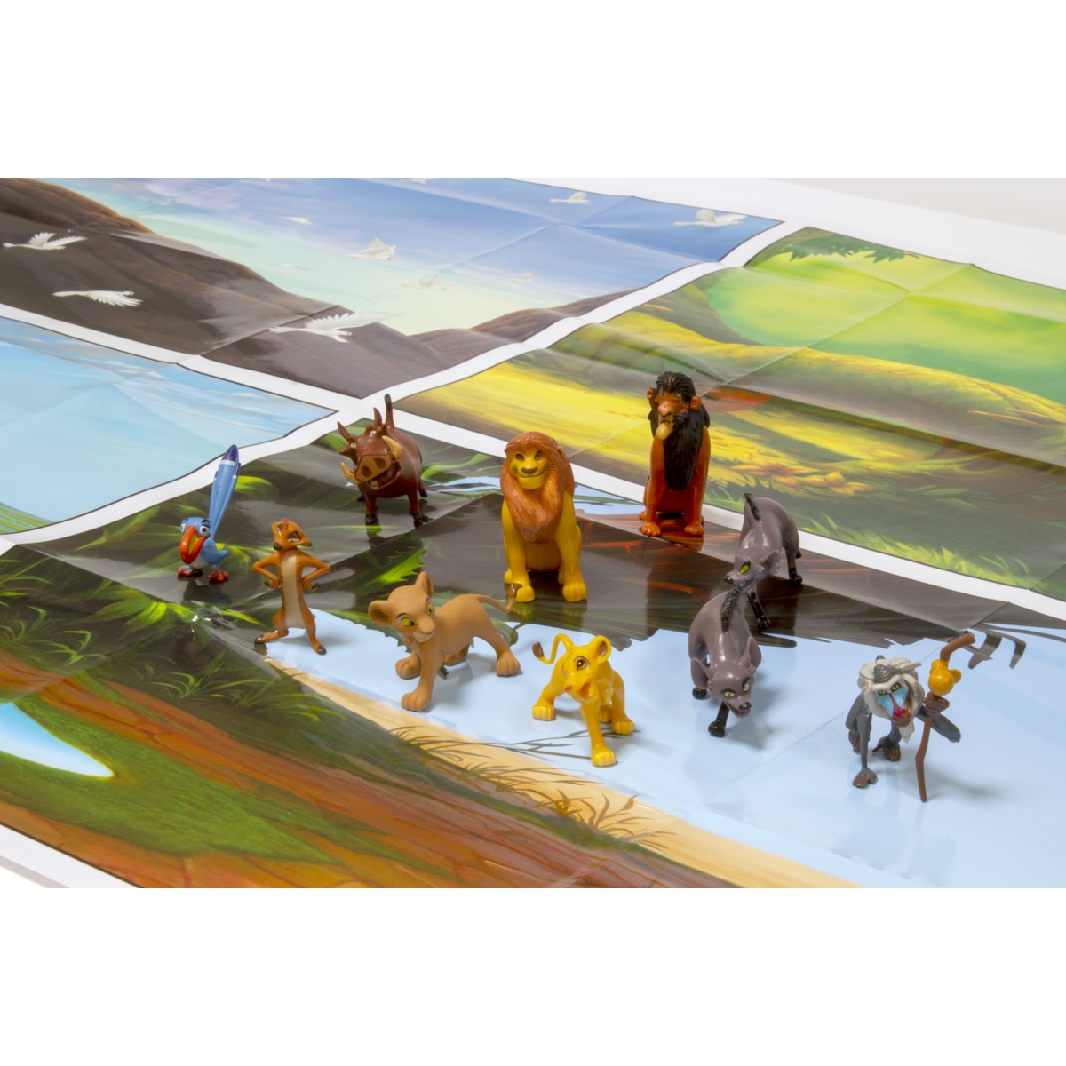 El Rey León. Libroaventuras: Incluye un cuento, figuritas y un tapete 3