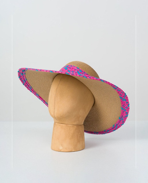 Imagen 0 de Sombrero contraste colores