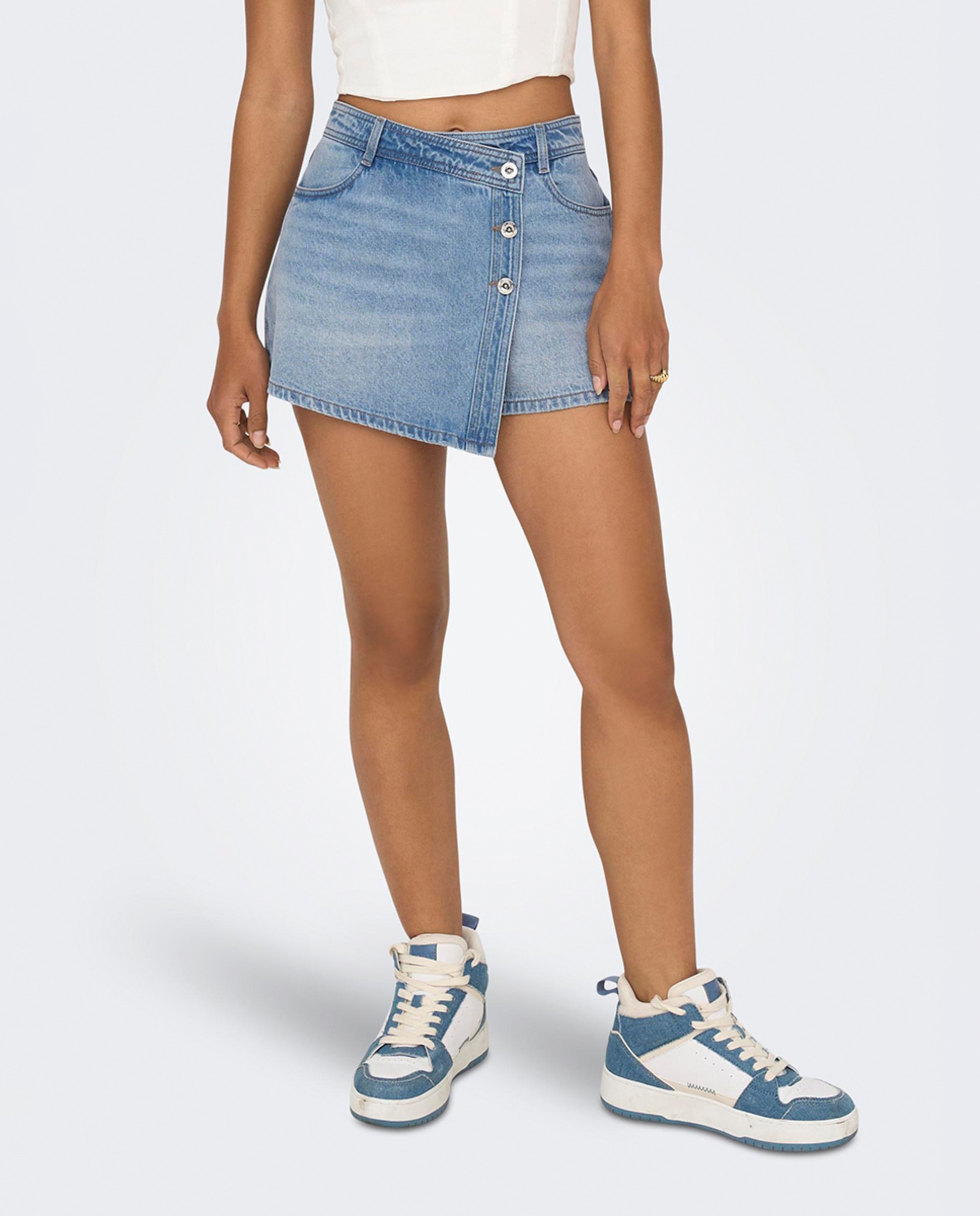 Imagen 2 de Falda pantalón denim corta - Only - Azul claro Azul claro