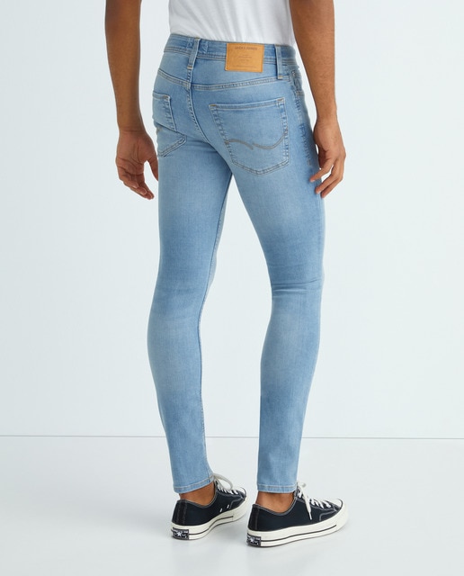 vaqueros hombre skinny