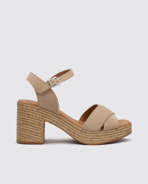 Imagen 0 de Sandalias cuña tacón tira