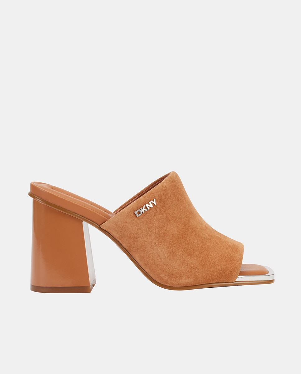 Imagem 0 de Mules Silas com Salto de Bloco e em Pele