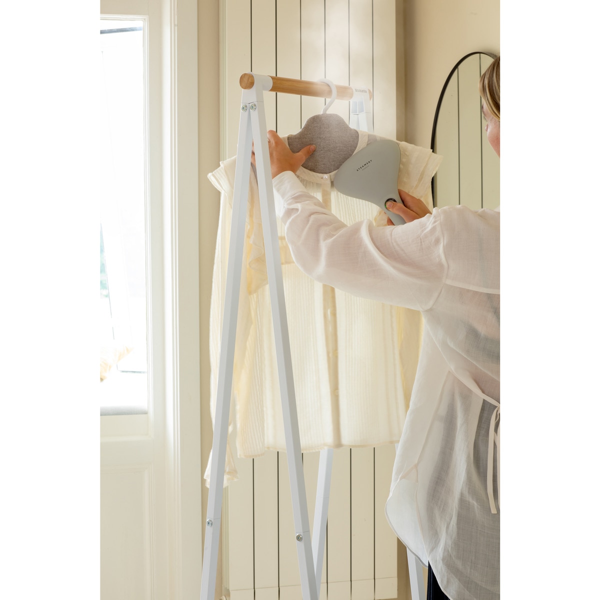 Cabide para Engomar na Vertical Refresh & Steam Cinzento-claro-7