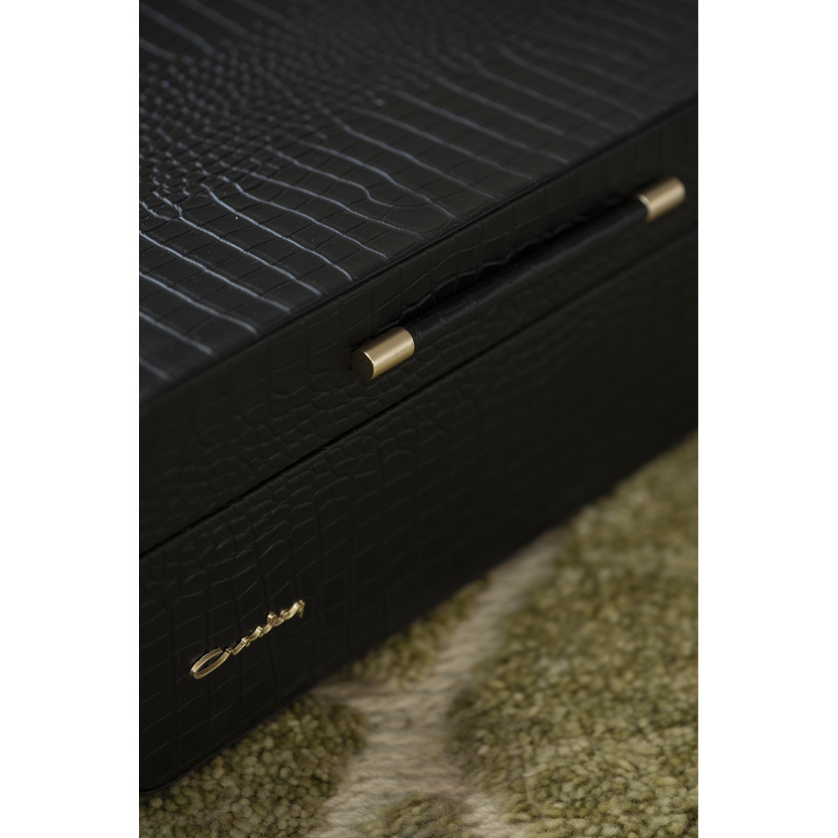 Tocadiscos Crosley Mercury acabado simil cocodrilo negro 9