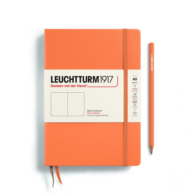 Imagem 0 de Bloco de notas capa dura folhas pautadas de tamanho quarto simples Leuchtturm1917 damasco Inglês