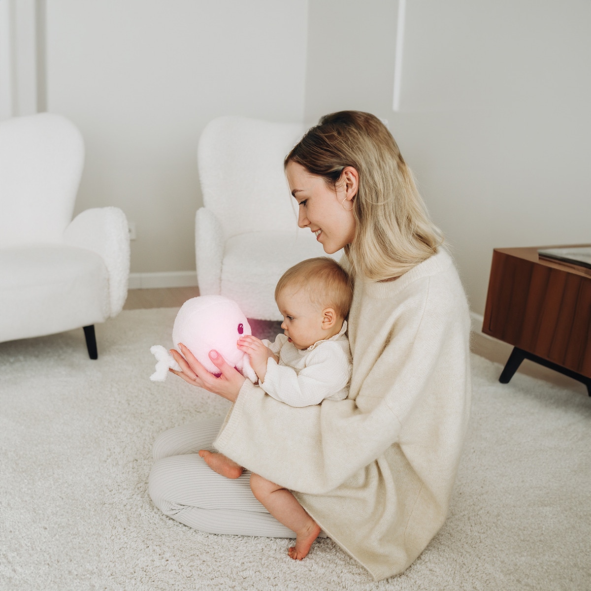 Peluche de Baleia com Luz Bege-10