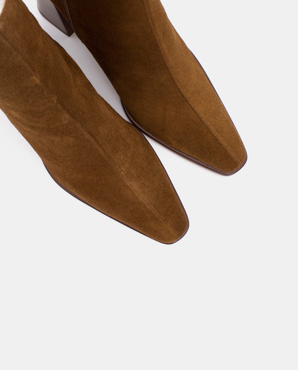 Botins Trimia em Croute com Salto de Bloco Couro-6