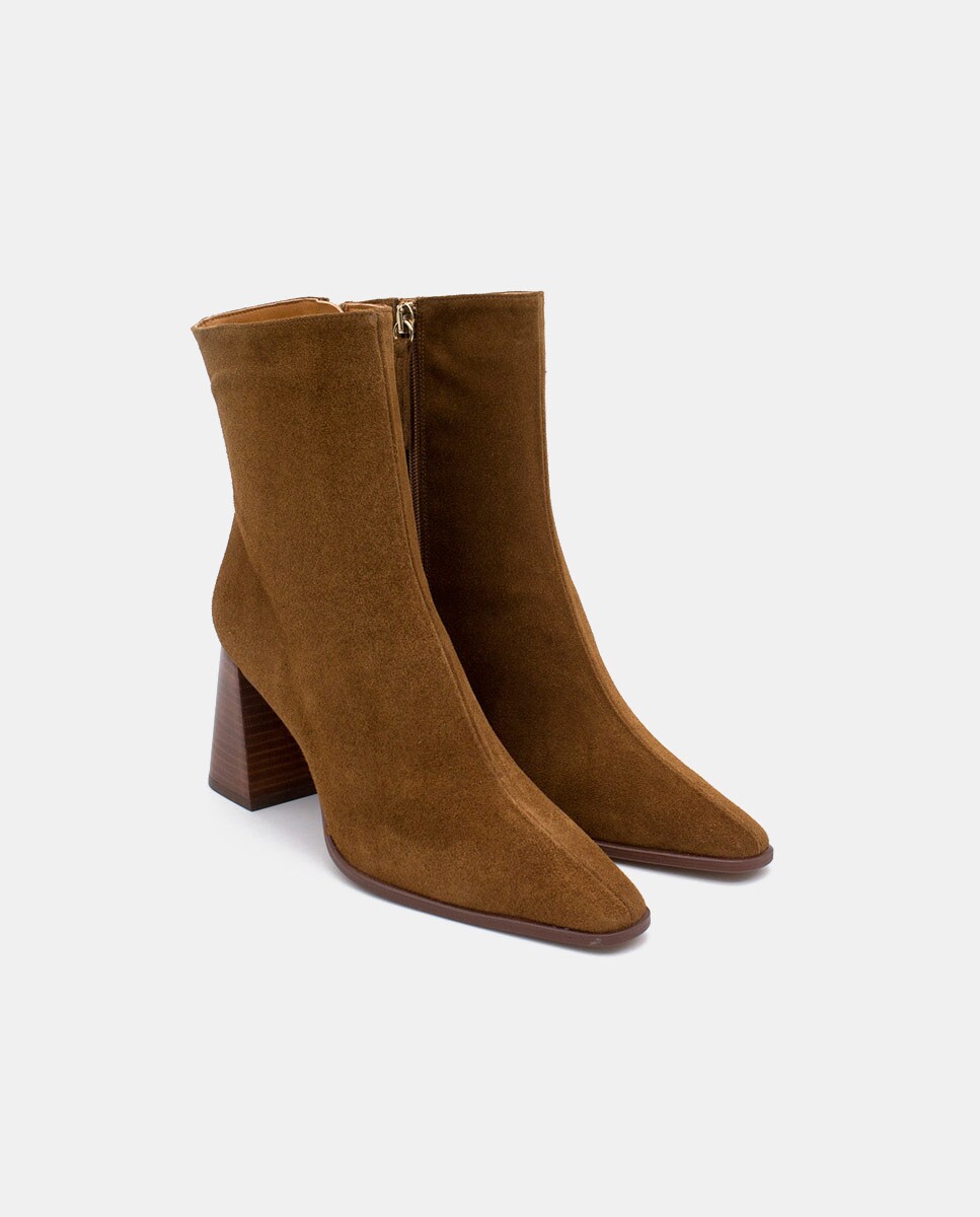 Botins Trimia em Croute com Salto de Bloco Couro-2