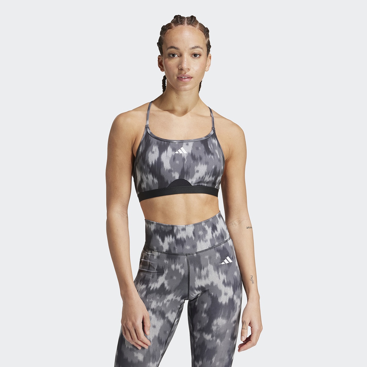 Soutien de Mulher Aeroreact Training Essentials Light-Support Allover Print Flower Cinzento-1