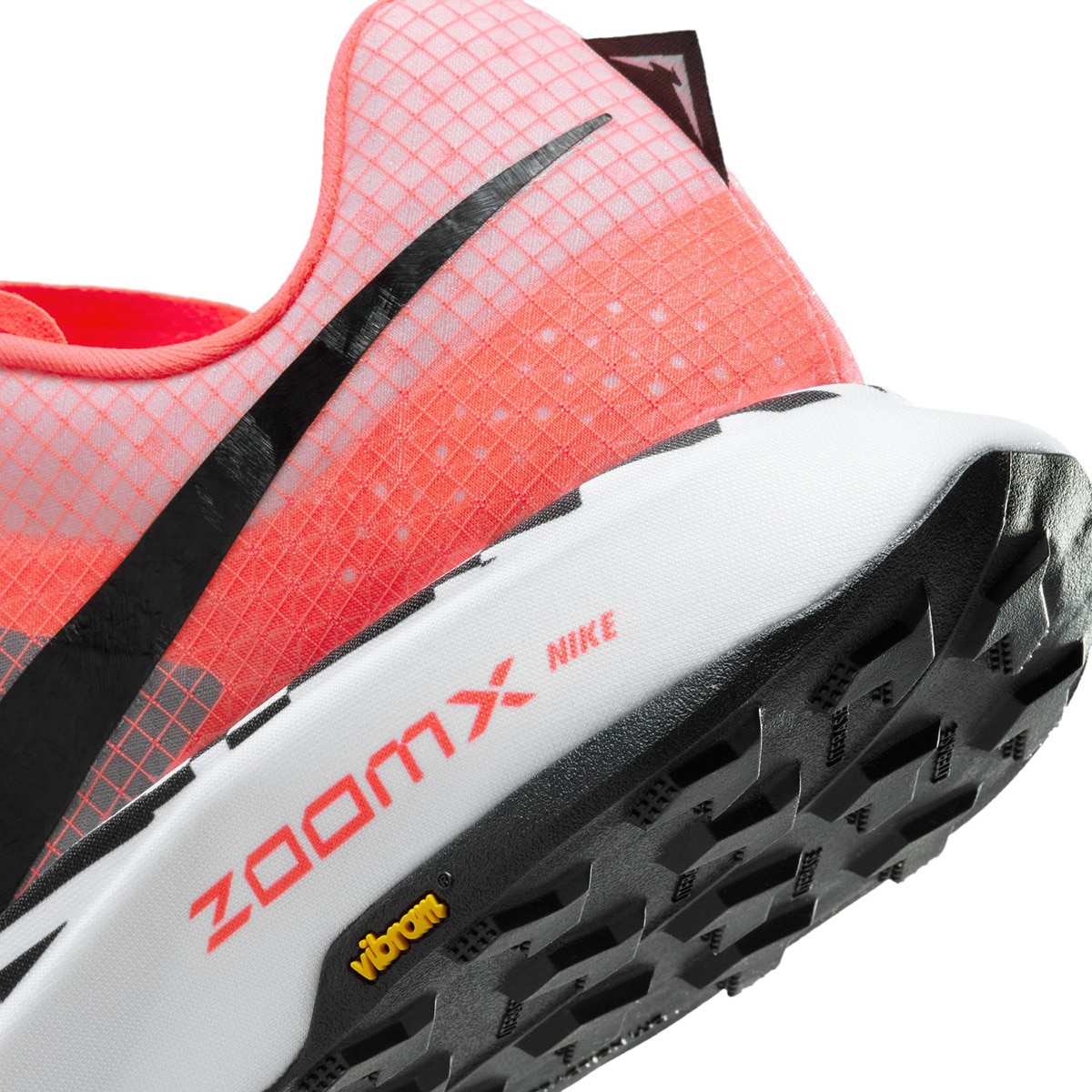 Sapatilhas de Trail Running de Homem Ultrafly Rosa-7