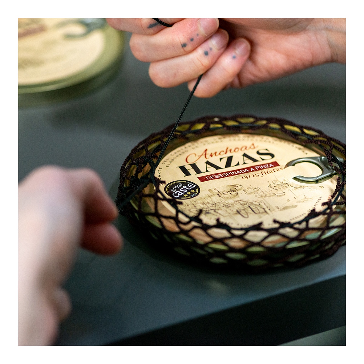 Anchoas despinadas del Cantábrico en aceite de oliva 13-15 filetes Hazas 7