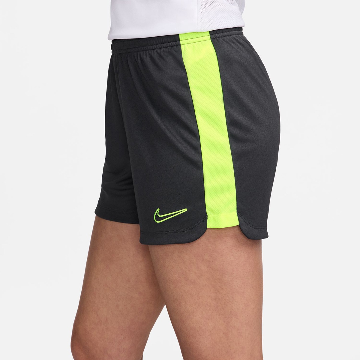 pantalon corto nike academy mujer