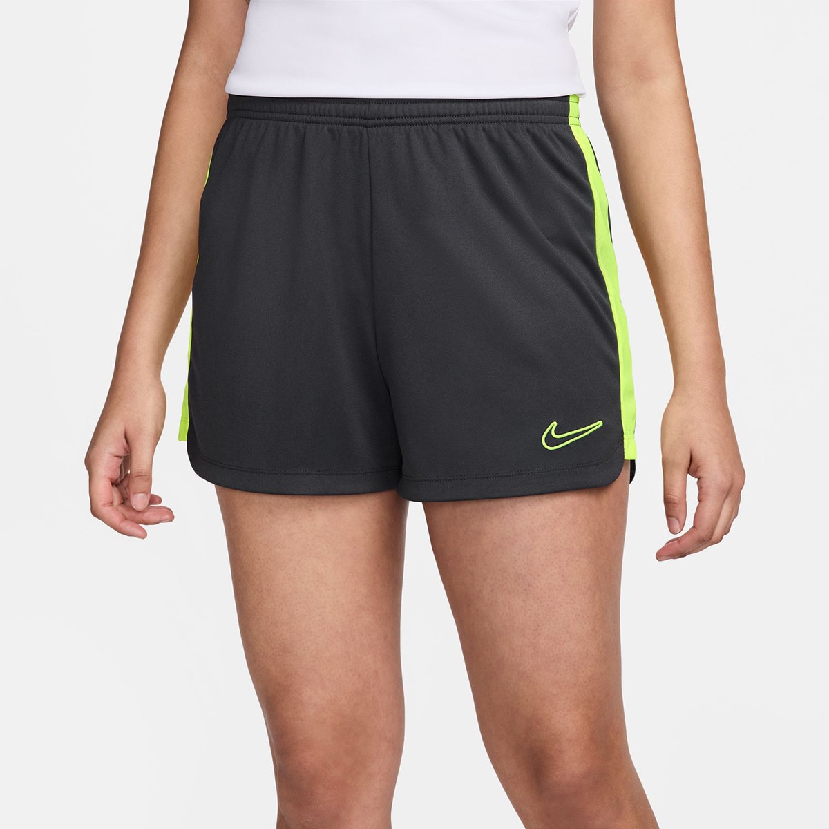 pantalon corto nike academy mujer