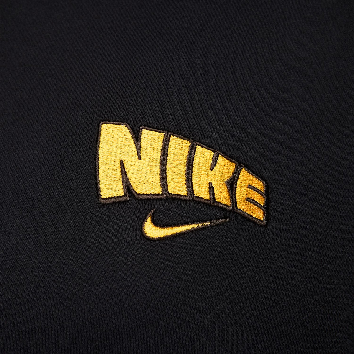 T-shirt de mulher Sportswear Nike Preto-4