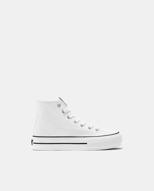 Imagen 0 de Zapatillas de niña tipo casco altas de lona con suela volumen y cierre de cordones