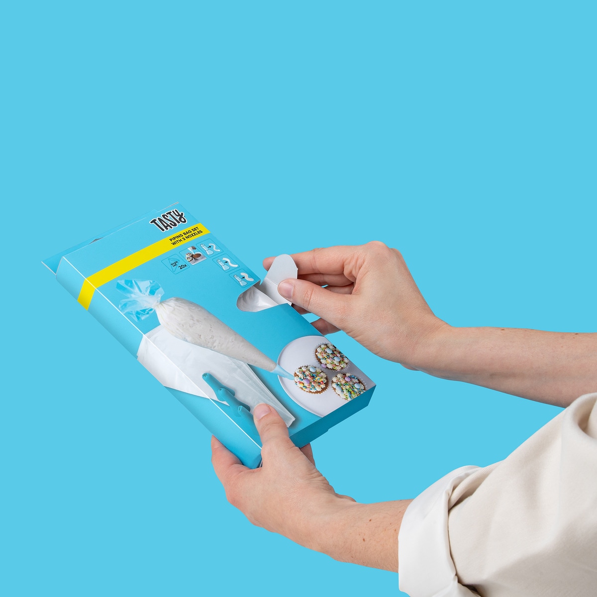 Manga pasterlera con 3 boquillas Tasty Blanco-8