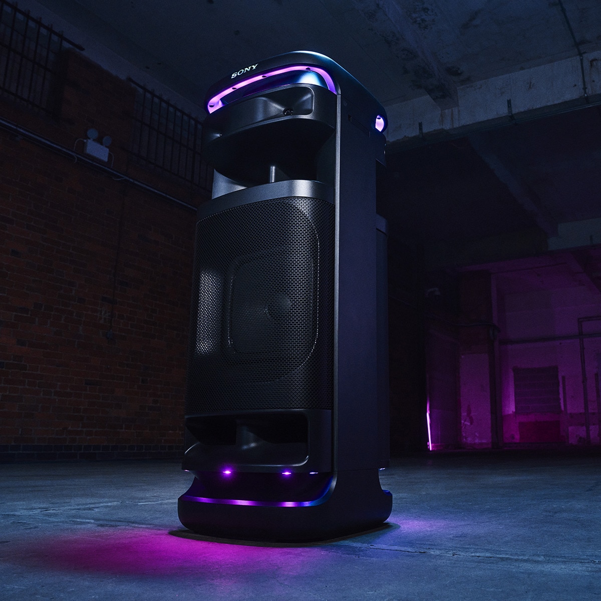 Altavoz para fiestas Sony ULT TOWER 10, ULT POWER SOUND, Deep Bass, X-Balanced, iluminación 360º, con micrófono, portátil con ruedas - negro Negro-13