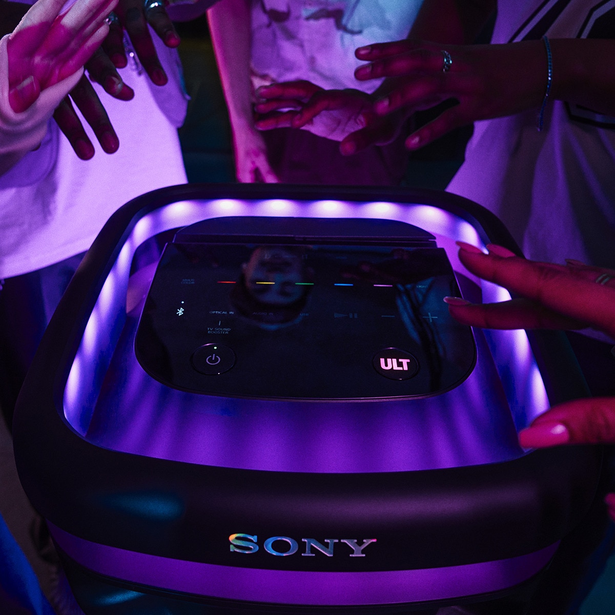 Altavoz para fiestas Sony ULT TOWER 10, ULT POWER SOUND, Deep Bass, X-Balanced, iluminación 360º, con micrófono, portátil con ruedas - negro Negro-12