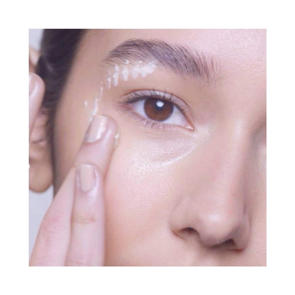 Creamy Eye Treatment with Avocado - 28 ml 4