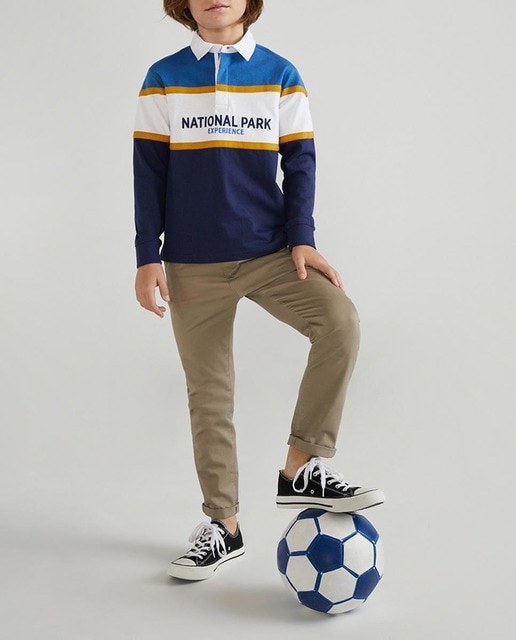 Imagen 0 de Polo de niño con manga larga y estampado cortes