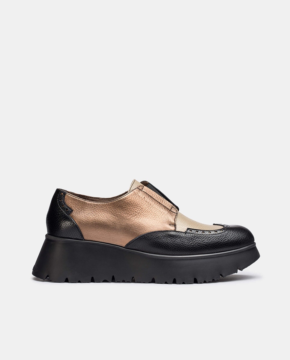 Sapatos Rasos Salva em Pele com Verniz Combinados com Texturas Ouro-1