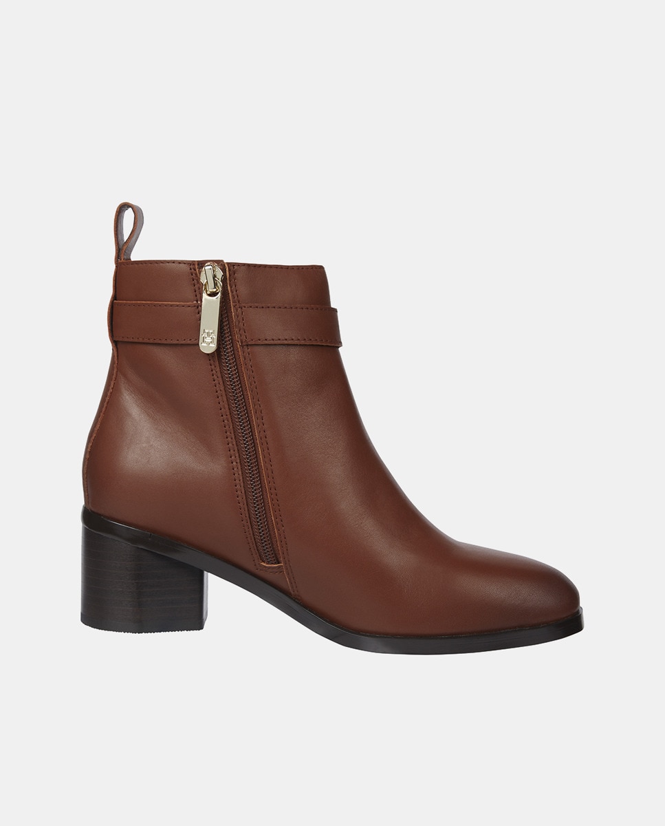 Botins com Salto de Bloco e em Pele Castanho-2