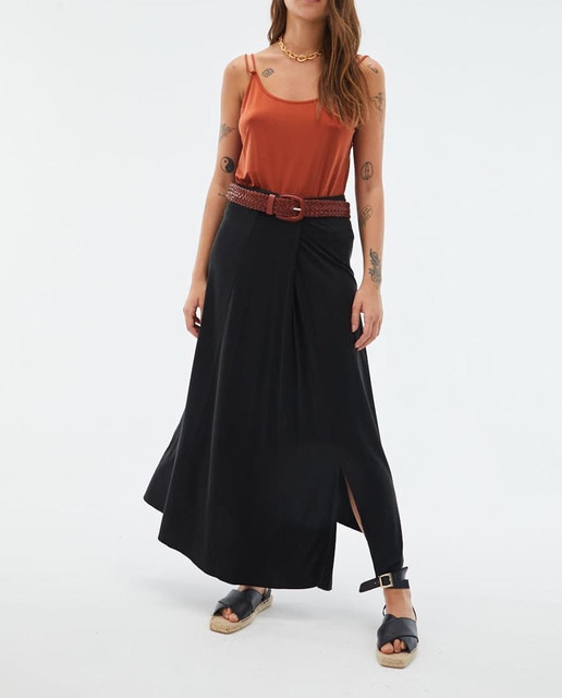 Imagen 0 de Top de cupro cuello redondo