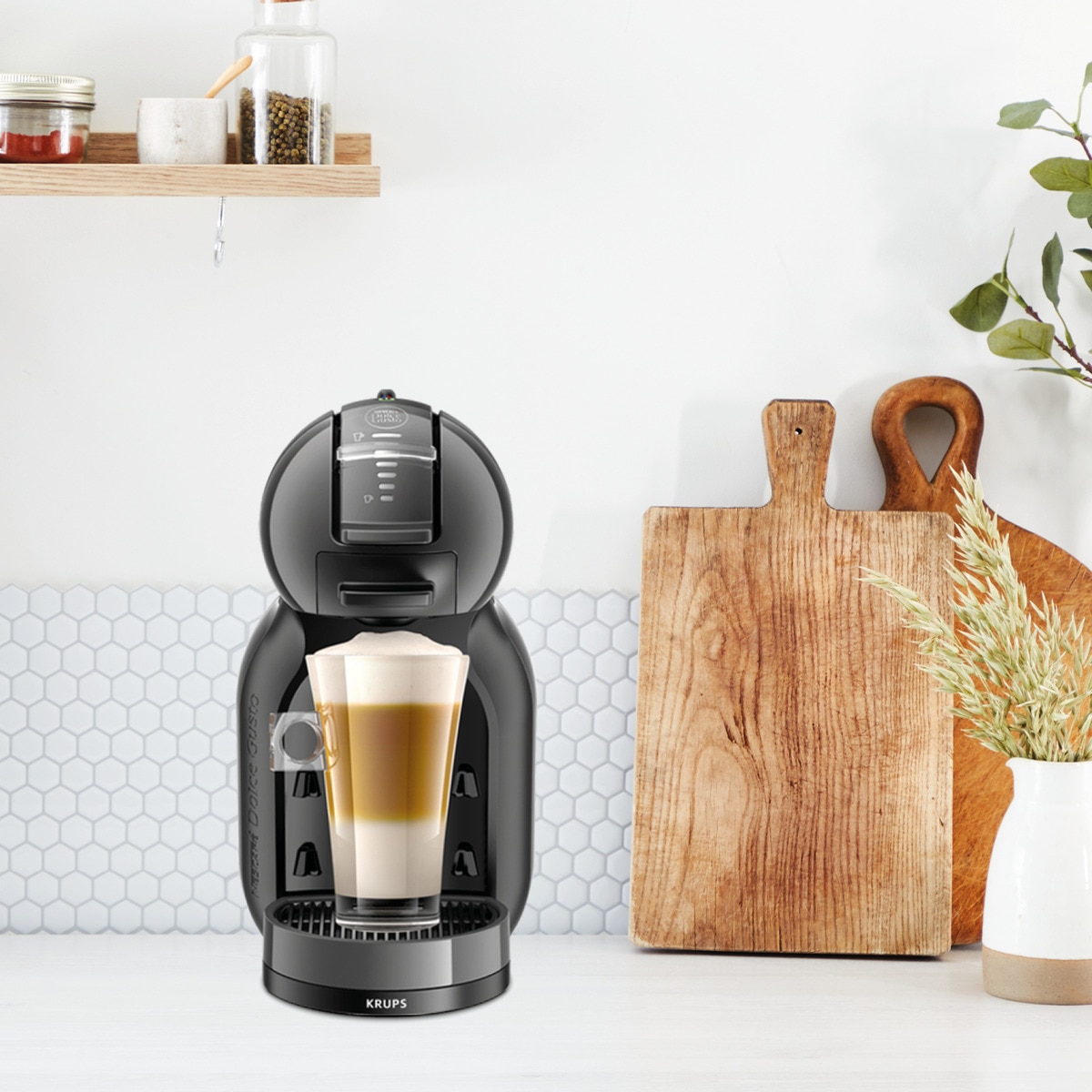 Cafetera espresso automática Krups Mini Me con función Play & Select para cápsulas Nescafé Dolce Gusto + 2 packs de café Negro-8